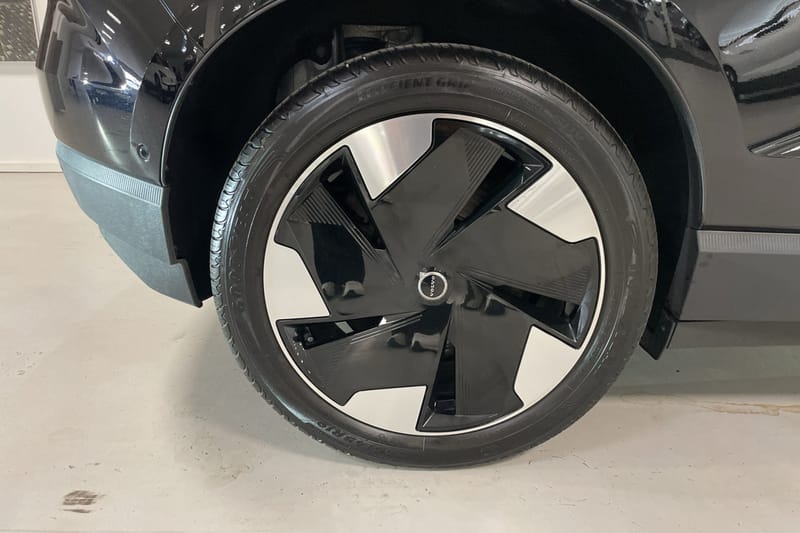 Volvo EX30 Single Motor Extended Range