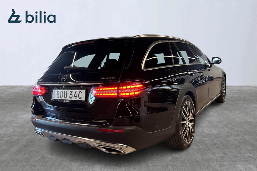 Bild 5 av Mercedes-Benz E 220 d 4MATIC All-Terrain Burmester/360/V-Hjul/Airmatic/Dragkrok