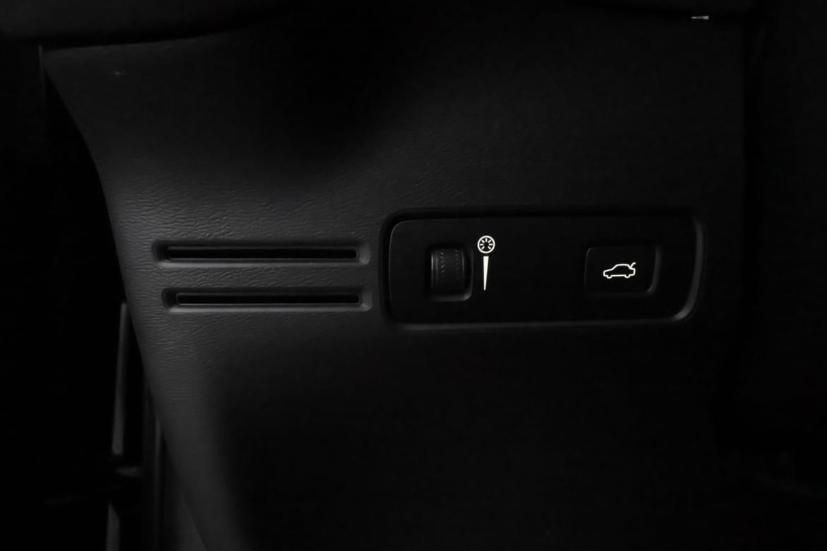 Volvo XC40 2022 - miniatyr 14