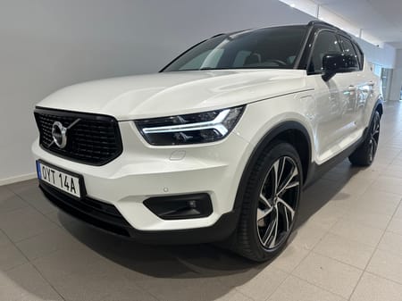 Volvo XC40 Recharge T4 R-Design/ Dragkrok/ panoramatak/ 360 Kamera