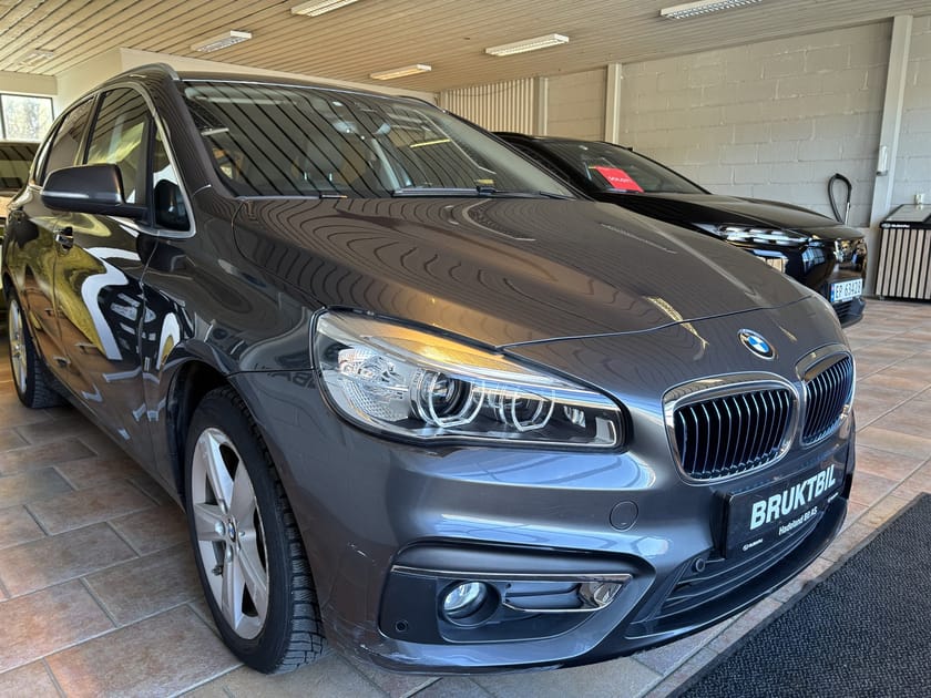 Bilde 2 av BMW 225xe Active Tourer ladbar Hybrid Xdrive-Ryggekamera-Navigasjon