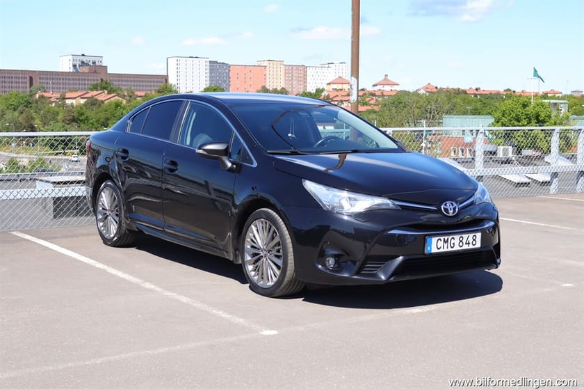Bild 2 av Toyota Avensis Sedan 1.8 147hk Automat S/V-hjul Svensksåld