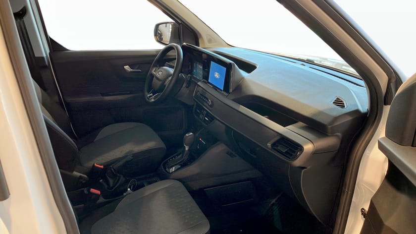 Bild 3 av Ford Transit Courier Limited | Skåp | 1.0L | Ecoboost | 125hk | Automat