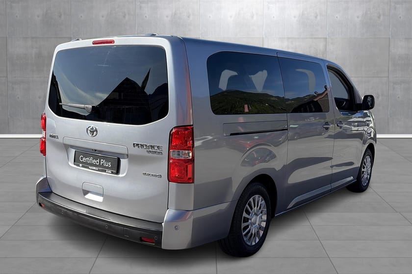 Bilde 5 av Toyota ProAce Verso Electric PEN OG VELUTSTYRT 9-SETER