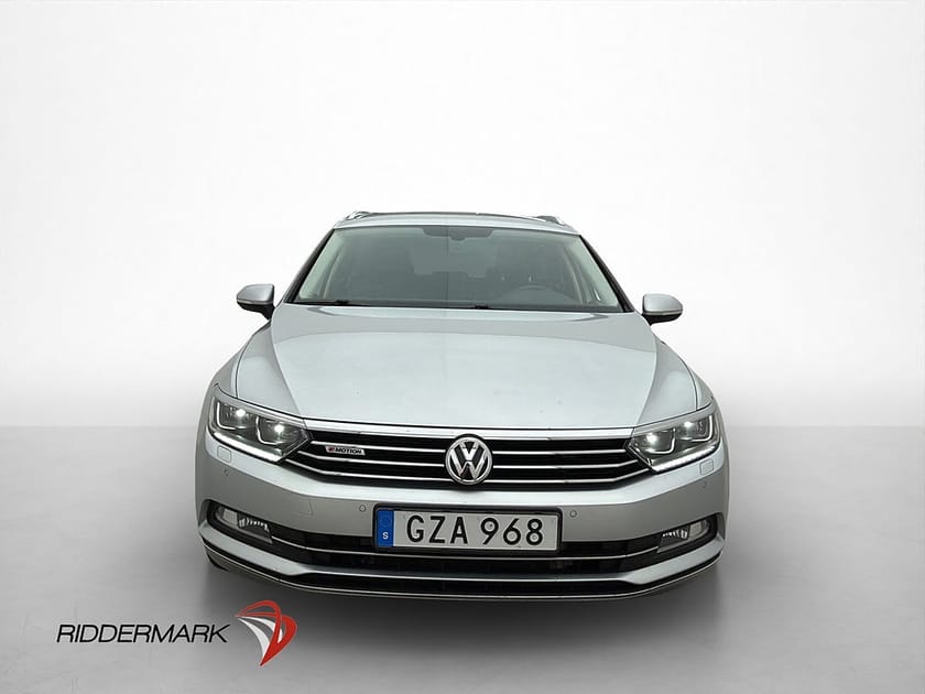Bild 2 av Volkswagen Passat Sportscombi TDI 4M Executive Värm Kamera skinn Drag
