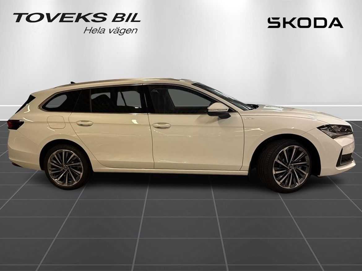 Škoda Škoda Superb iV Kombi — bild 2