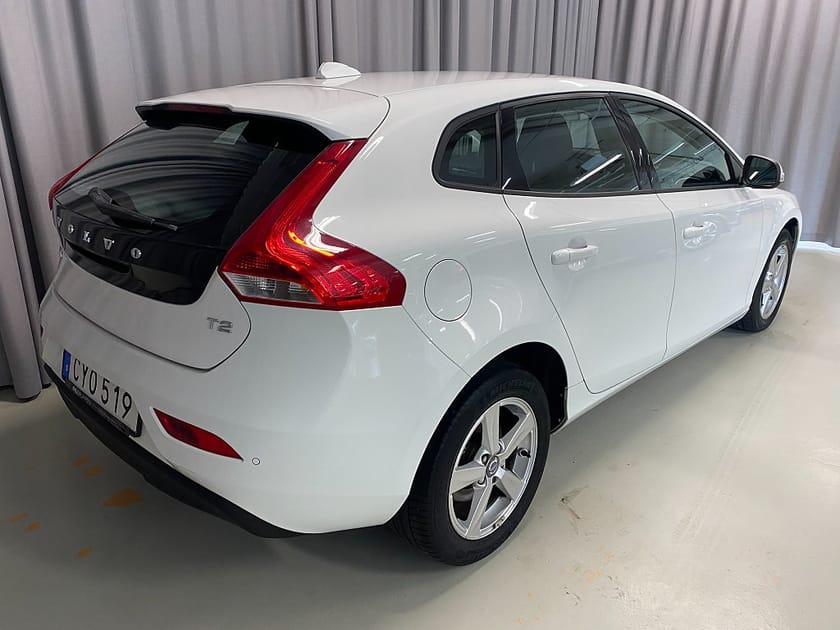 Bild 5 av Volvo V40 T2 Kinetic 122hk Automat. Parkeringsvärmare.