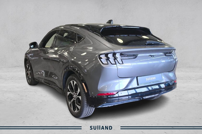 Bilde 3 av Ford Mustang Mach-E Long Range Premium Range/Skinn/App/360Kamera/El.stoler