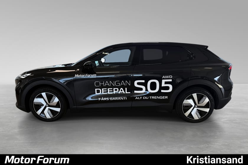 Bilde 2 av Deepal S05 Aurora+/ AWD/ H.feste/ Hud/ CarPlay/ Pano/ 360/ Acc/ +