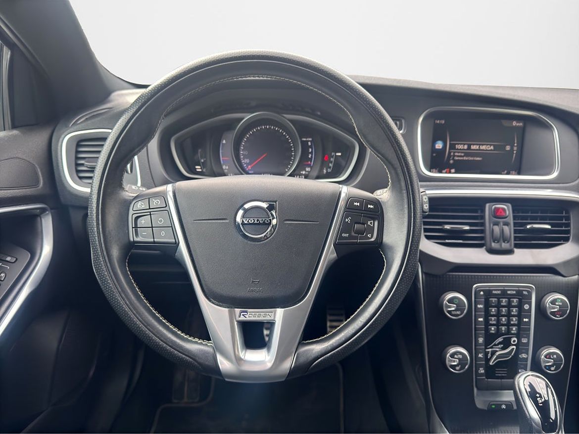Volvo V40, bild 13 av 17