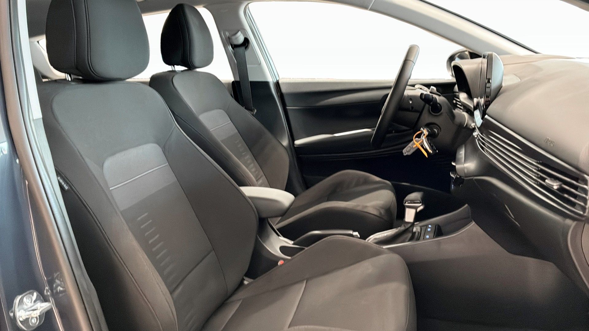 Hyundai Bayon 1.0 T-GDI 2026, kuva 3/9