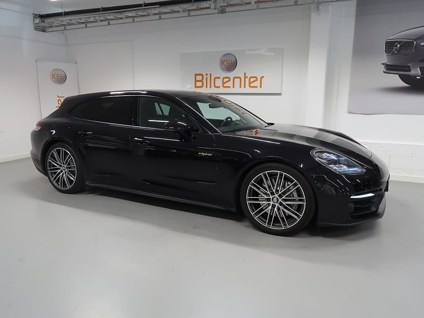 Bild 2 av Porsche Panamera 4 E-Hybrid Sport Turismo PDK Chrono Bose-Pano-360