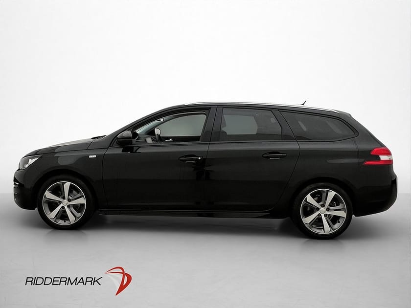Bild 2 av Peugeot 308 SW 1.2 PureT Active M&K-Värmare Pano Kamera Navi