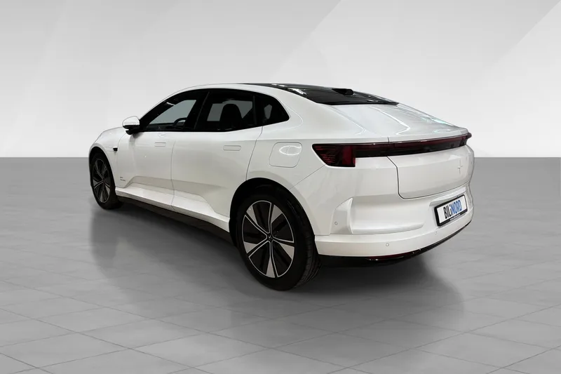 Polestar 4 Long Range Dual motor bilde 4