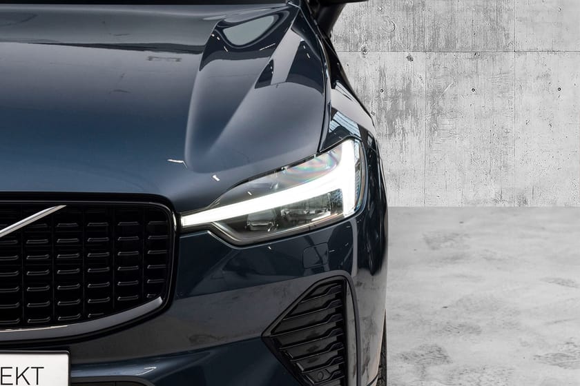 Bilde 4 av Volvo XC60 T6 AWD Plug In Hybrid Plus Dark 350Hk. Hengerfeste!