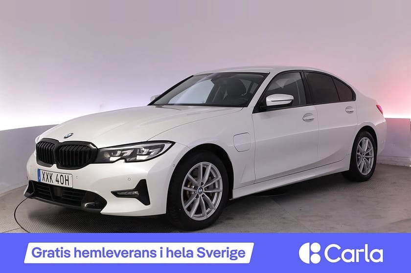 Bild 1 av BMW 330e Sedan Sportline HiFi AdapFarth Kamera Navi