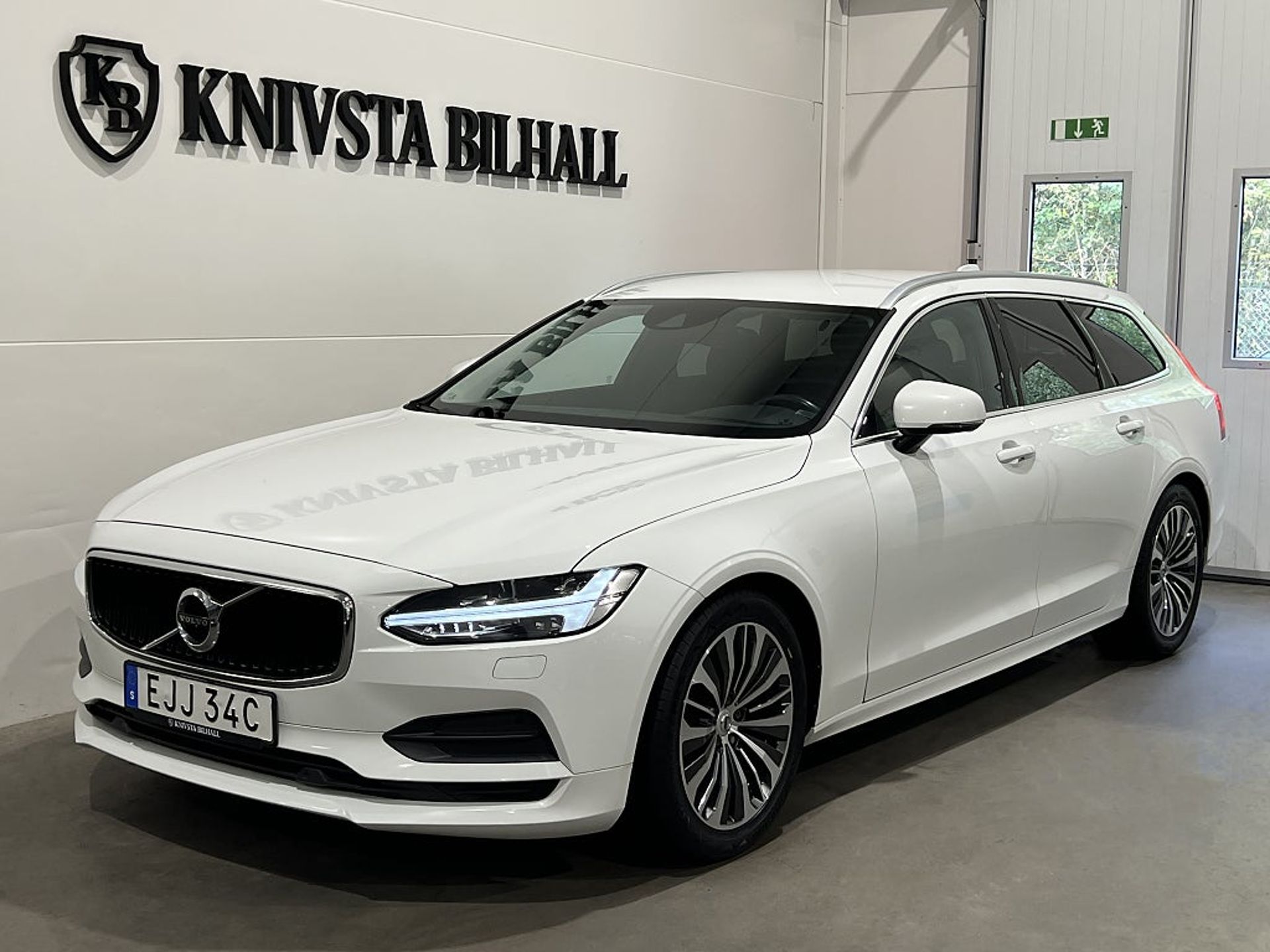 Volvo V90