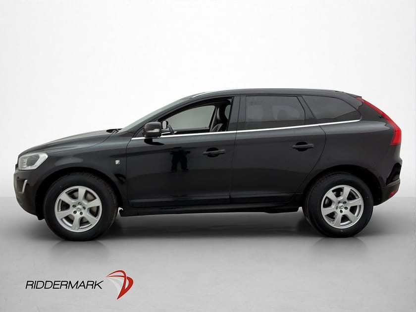 Bild 4 av Volvo XC60 Ocean Race Pano Skinn Drag Navi Kamera VOC