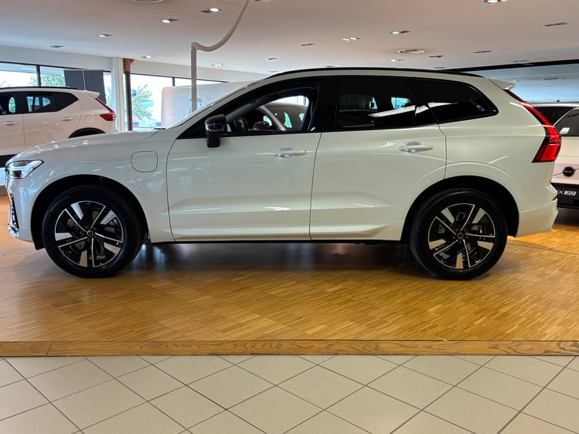 Bild 2 av Volvo XC60 T6 Plus Dark Nordic Edition