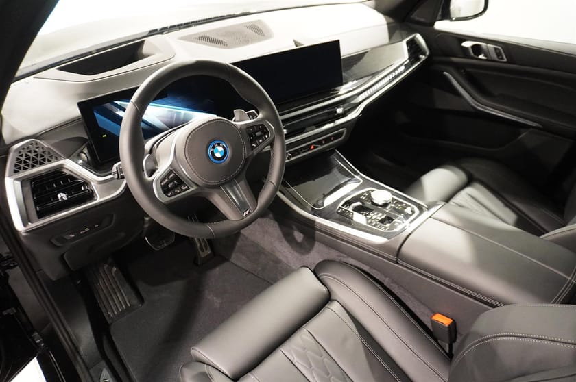 Bild 4 av BMW X5 xDrive50e M Sport Business Ed Drag DA Pro H K