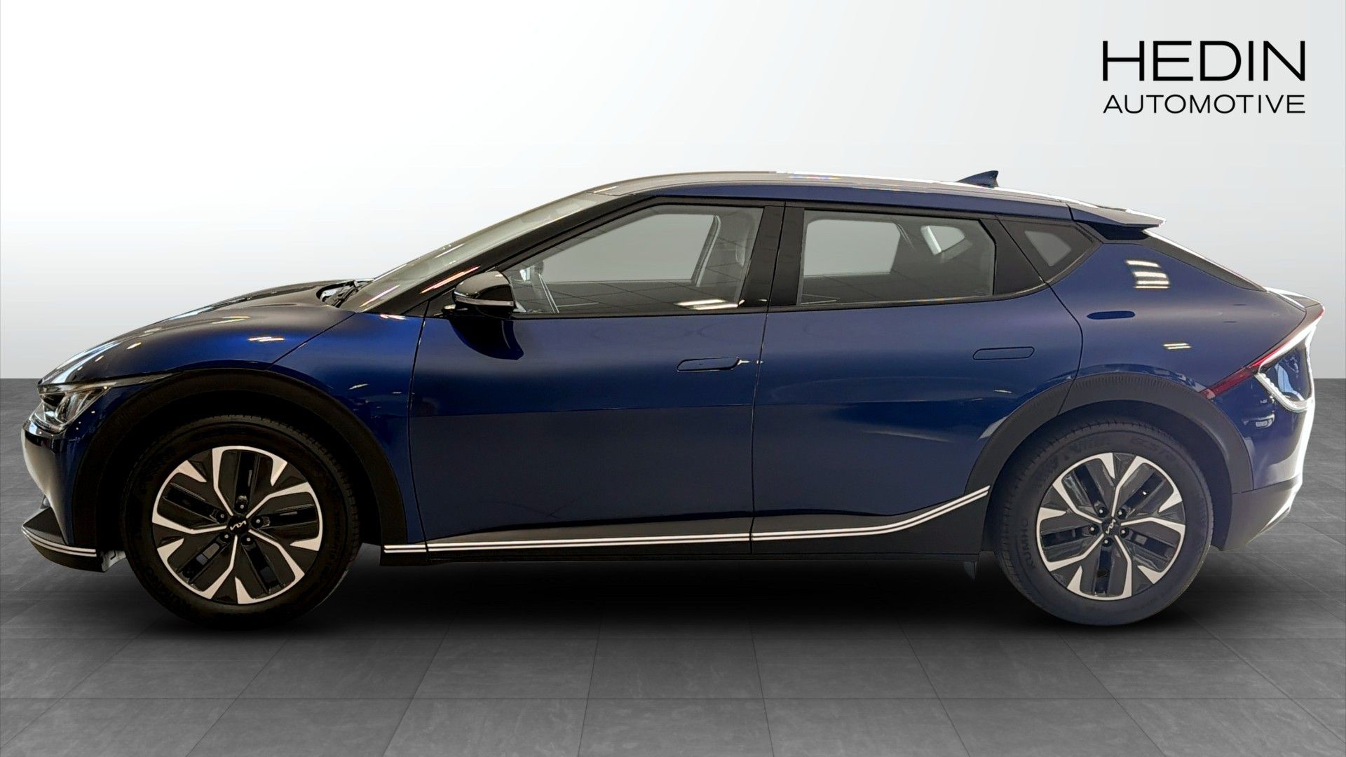 Kia EV6 RWD 2022, bild 2/10