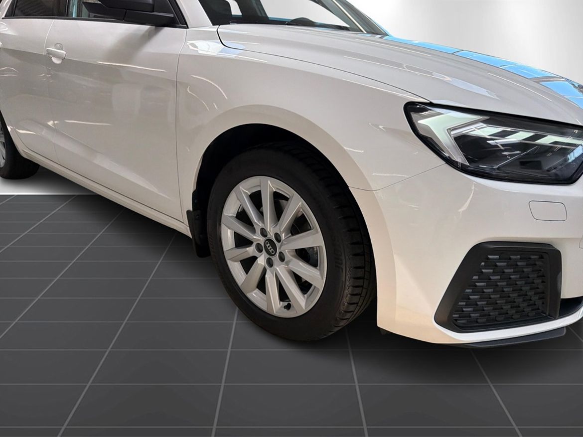 Audi Audi A1 Sportback 30 TFSI — bild 9
