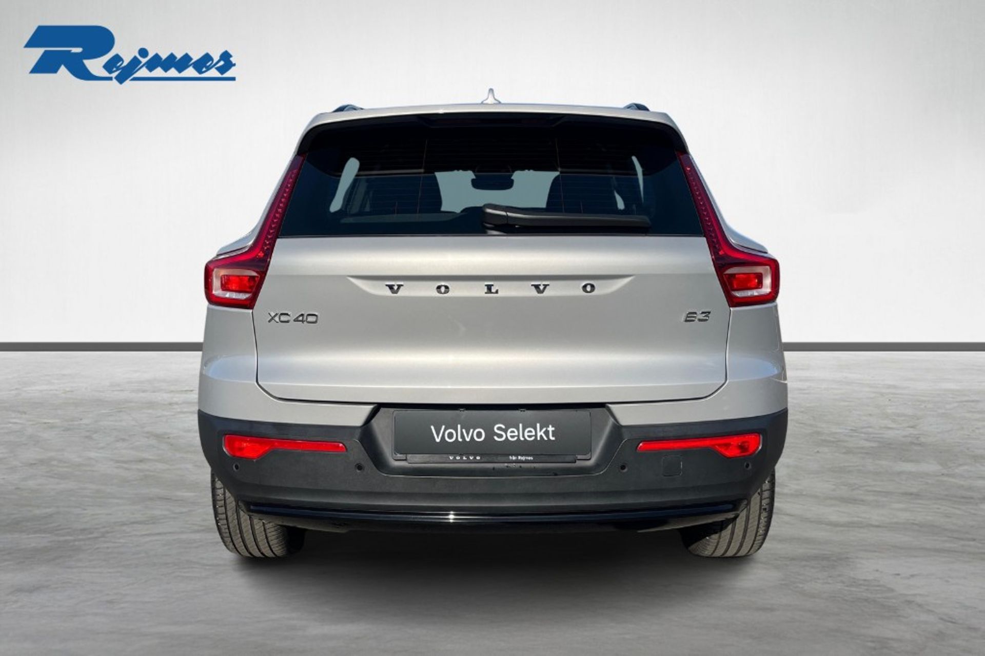 Volvo XC40 B3 FWD Bensin Plus Dark 2025, kuva 4/10