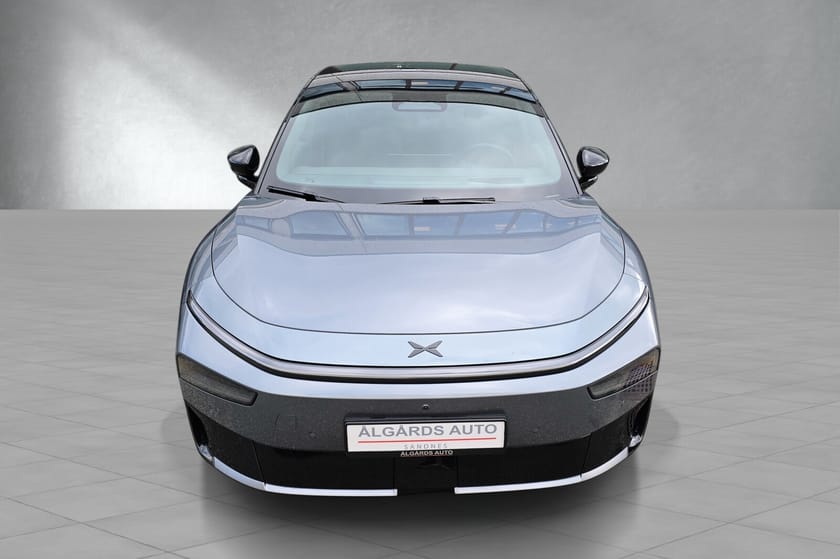 Bilde 2 av XPENG P7+ RWD Long Range AWD Performance