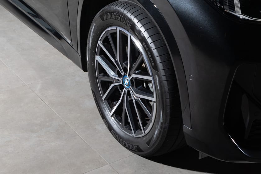 Bilde 3 av BMW iX1 xDrive30