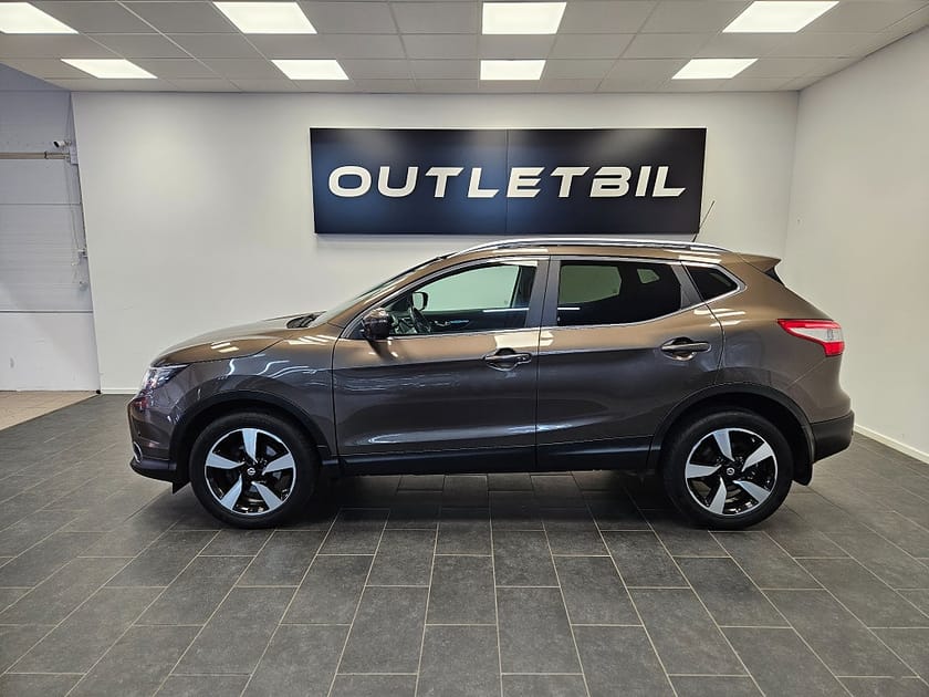 Bild 2 av Nissan Qashqai 1.2 DIG-T 116hk XTRONIC-CVT Panorama Navi 360° kamera
