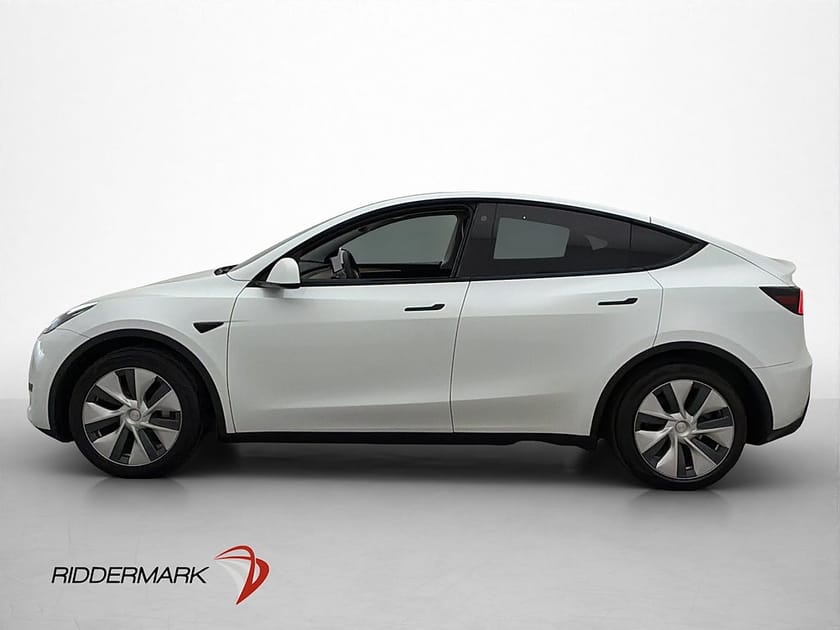 Bild 5 av Tesla Model Y Standard Range RWD