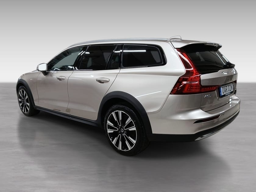 Bild 3 av Volvo V60 Cross Country B4 AWD Diesel Plus