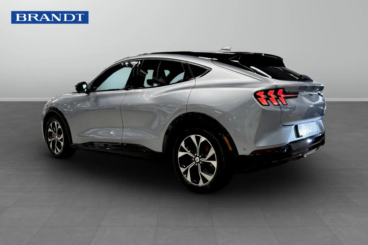 Ford Mustang Mach-E Standard Range AWD