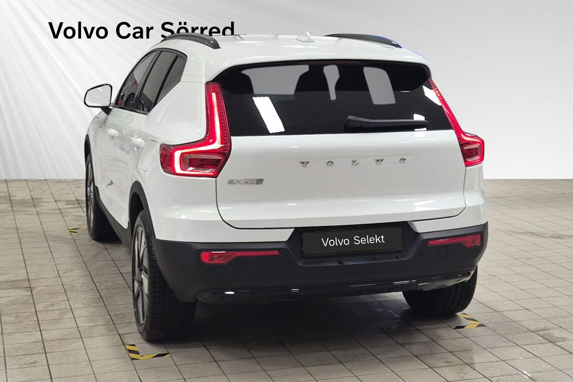 Volvo EX40 2026, photo 4/10