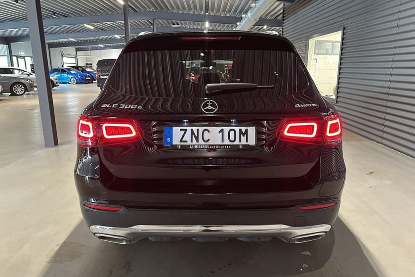 Bild 5 av Mercedes-Benz GLC 300 e 4MATIC Backkamera Burmester Navi Värmare Skinn