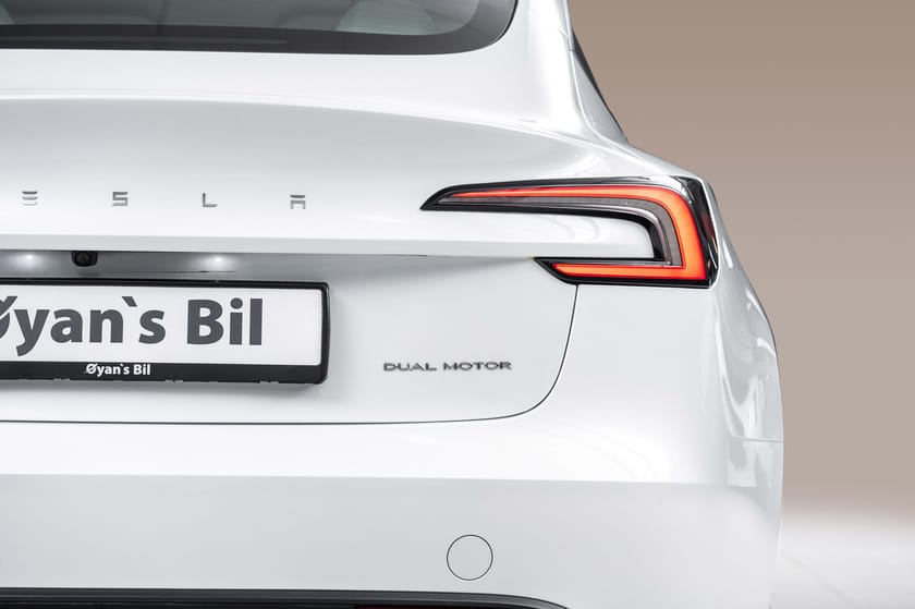 Bilde 4 av Tesla Model 3 Long Range AWD LR/AWD/629KM/HENGERFESTE/HVITT INTERIØR
