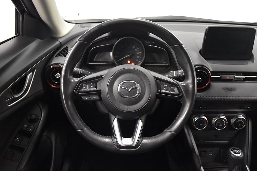 Bild 2 av Mazda CX-3 Navi Farth Ny-Serv 120hk