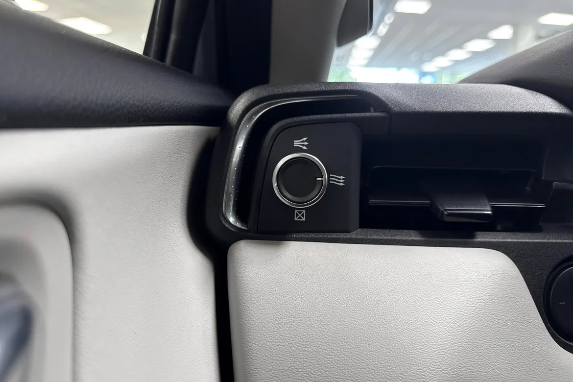 picture of a car