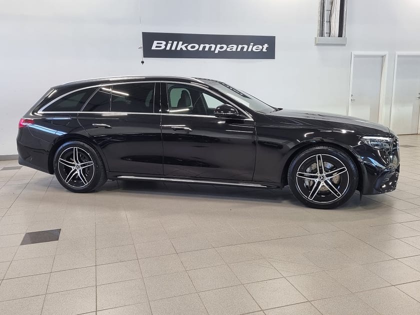 Bild 2 av Mercedes-Benz E 300 de 4MATIC T 9G-Tronic AMG Line Advanced Euro 6