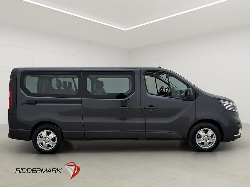 Bild 2 av Renault Trafic Grand Kombi Lång 170hk Dragkrok B-Kamera 9-Sit MOMS