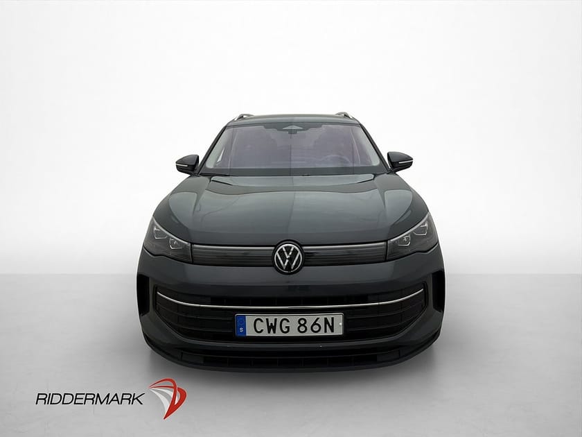 Bild 2 av Volkswagen Tiguan eTSI 150hk Life Ambient Kamera Drag MOMS