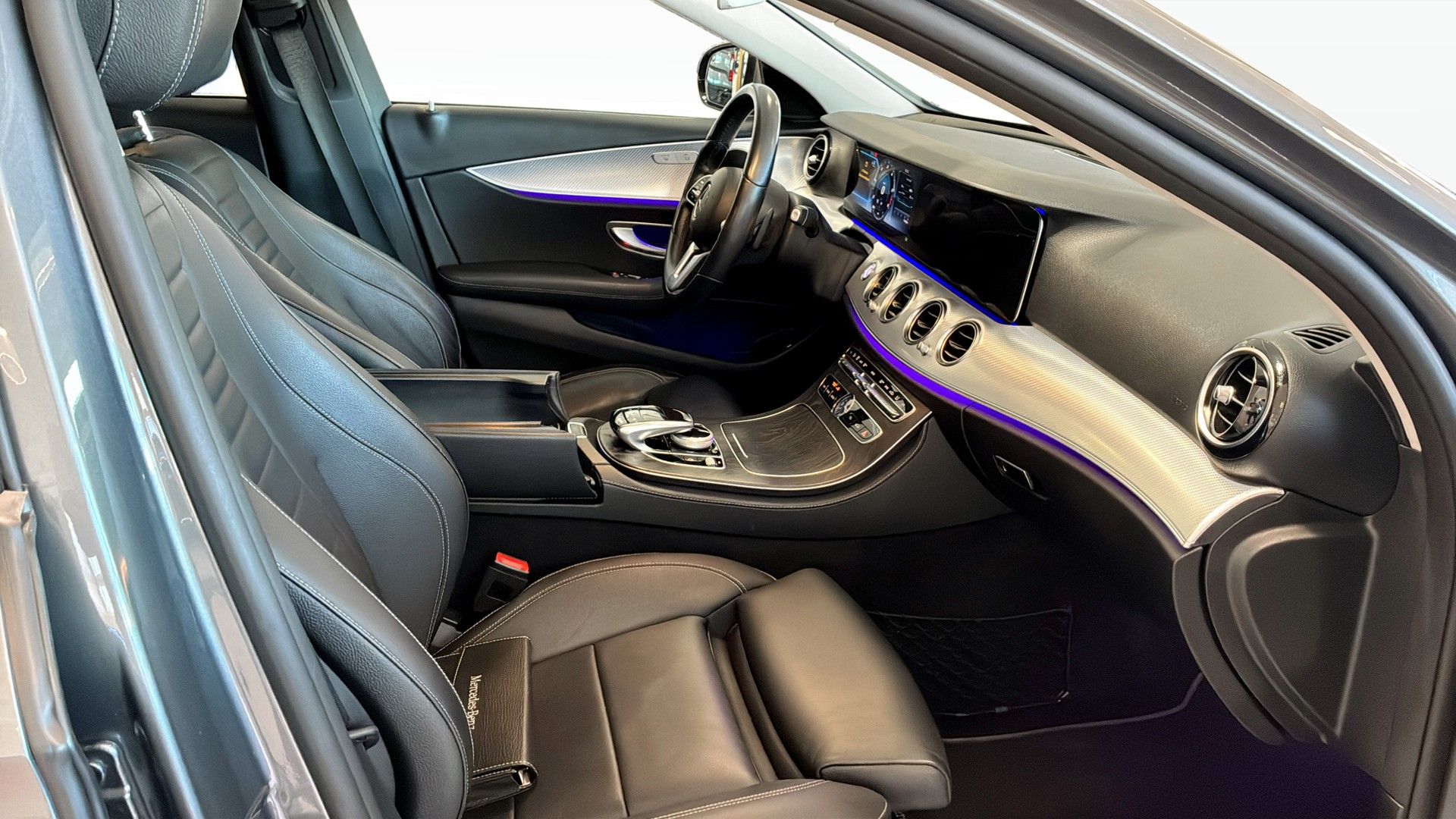 Mercedes-Benz E 200 d Fleet 2019, bild 3/13