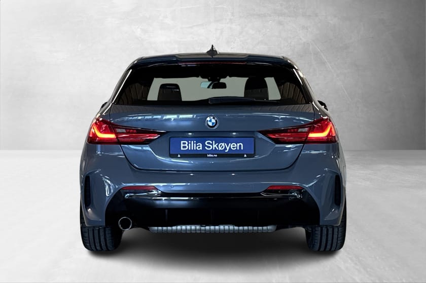 Bilde 3 av BMW 118i M-Sport Skinn, Adp.cruise, El-seter, Krok, HUD