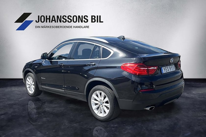 Bild 3 av BMW X4 xDrive20d Kamera Drag Navi SoV-däck