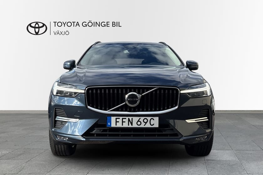 Bild 5 av Volvo XC60 B5 Momentum Advanced Drag Värmare Kamera Carplay