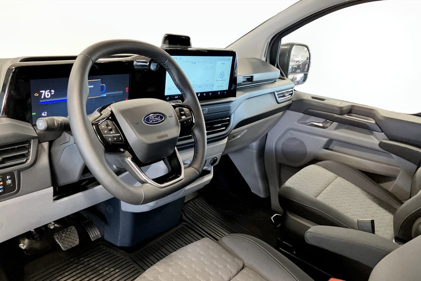 Bild 3 av Ford Transit Custom 320 Crew Van Plug-in Hybrid 