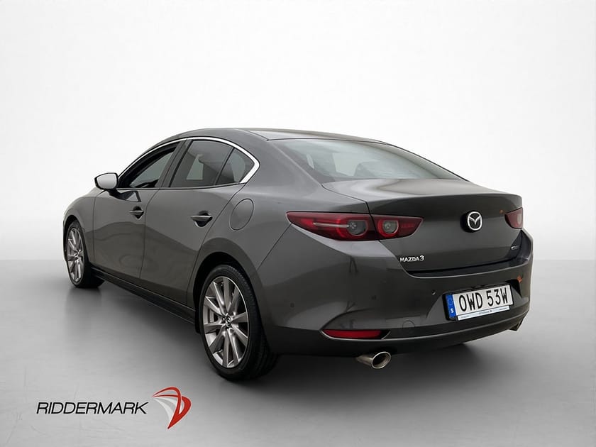 Bild 5 av Mazda 3 Sedan 2.0 SKYACTIV-X 180hk Cosmo Bose HuD Nav Kamera Skinn