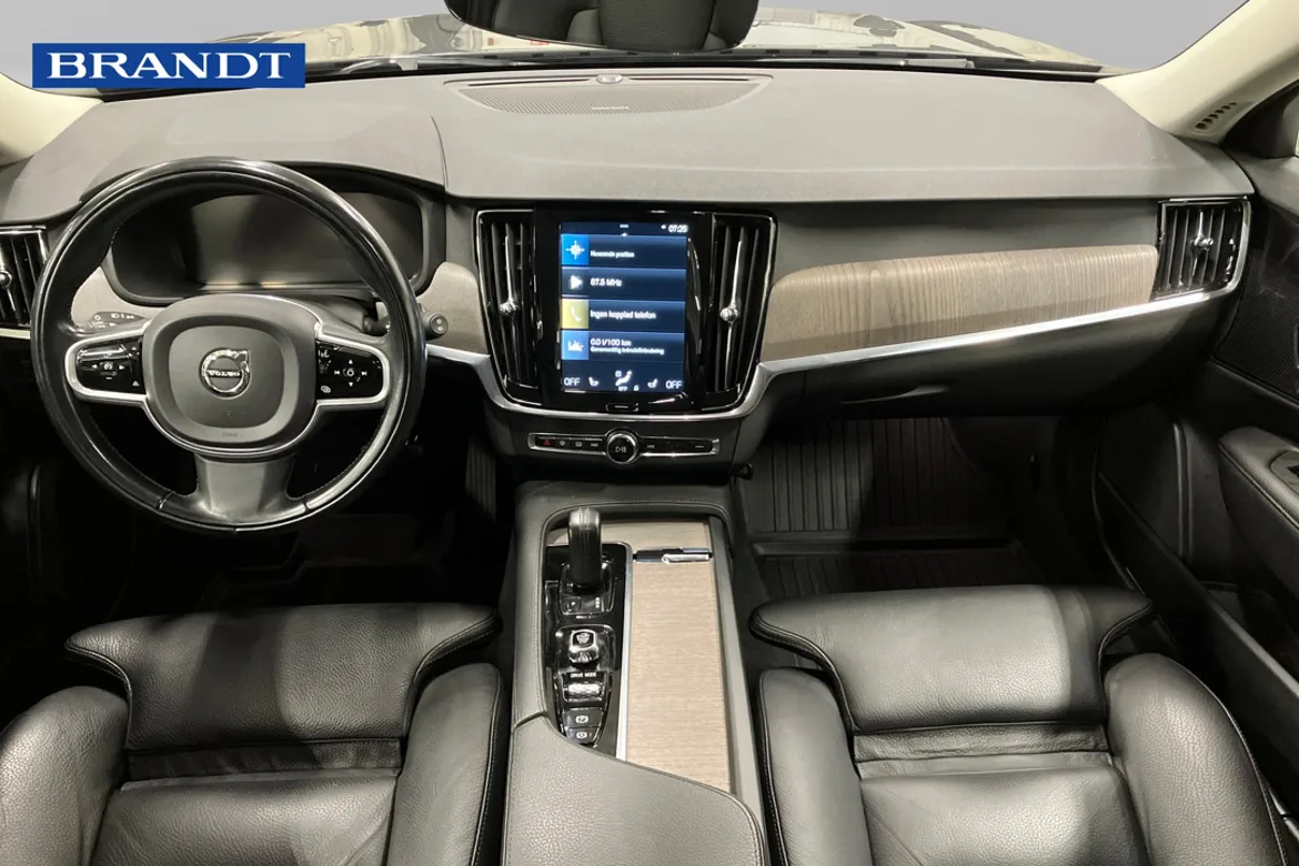 Volvo V90 Cross Country
