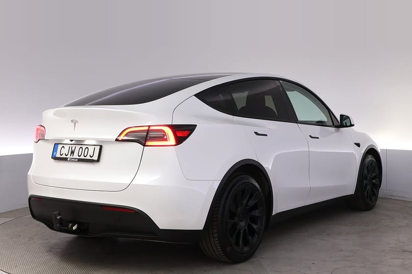 Bild 5 av Tesla Model Y Standard Range RWD Autopilot 20" Panorama Drag