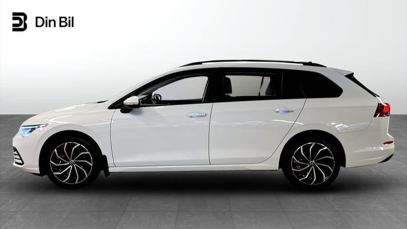 Bild 2 av Volkswagen Golf Sportscombi 1.5 eTSI 131 DSG/Tonade rutor/Sensorer/lane assist